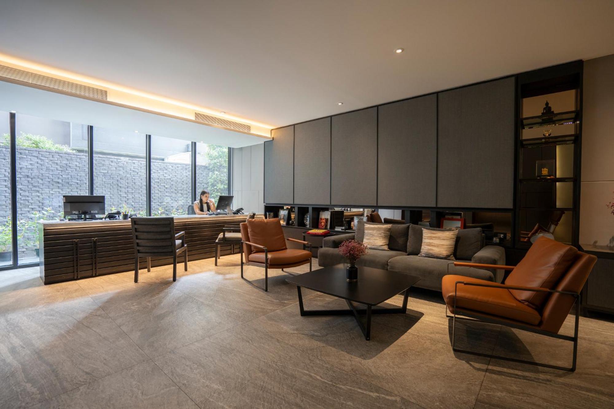 Walton Suites Sukhumvit Bangkok Exterior foto